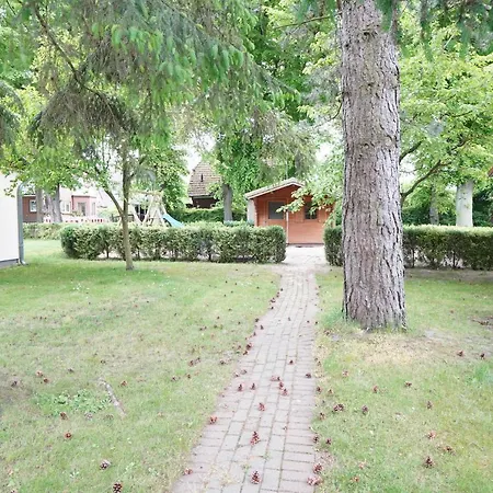 Ferienhausanlage * Flessenow